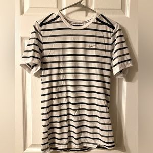 Nike Men’s Striped T-Shirt